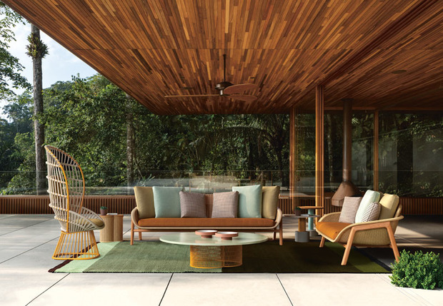 Colección de muebles para jardín diseñada por la arquitecta Patricia Urquiola. Colección de muebles para jardín diseñada por la arquitecta Patricia Urquiola.