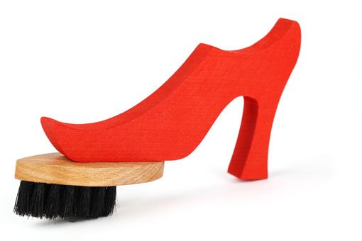 cepillo-para-zapatos-en-forma-de-tacon cepillo-para-zapatos-en-forma-de-tacon