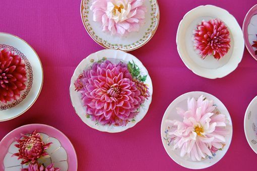 centros-de-mesa-vintage-saucers-dahlias centros-de-mesa-vintage-saucers-dahlias