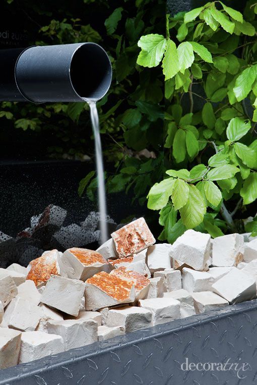 fuente_entrada_edificio fuente_entrada_edificio