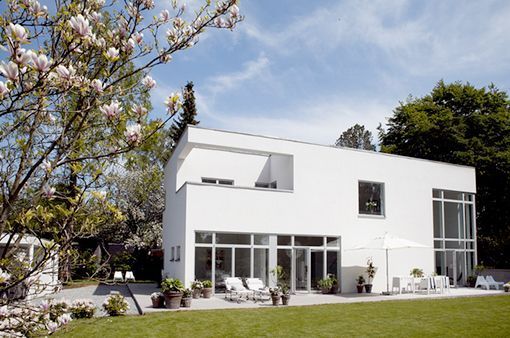 Casa moderna decorada en blanco Casa moderna decorada en blanco