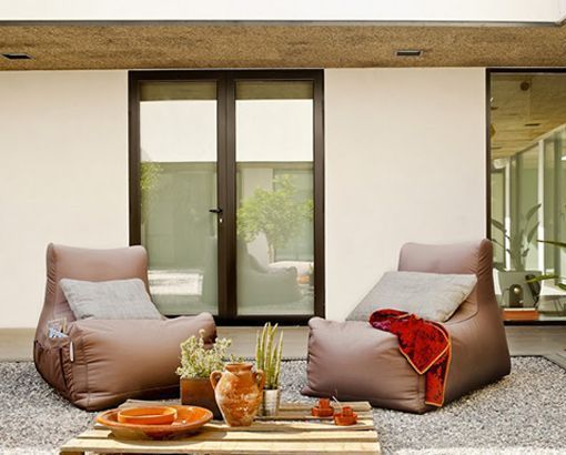 hotel-rural-villa-extramuros-en-portugal-sillones-de-diseno hotel-rural-villa-extramuros-en-portugal-sillones-de-diseno