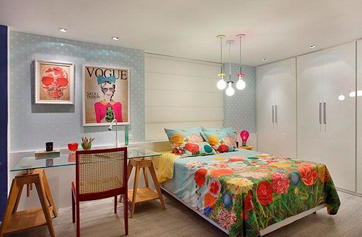 Dos decoraciones diferentes: dormitorio femenino Dos decoraciones diferentes: dormitorio femenino