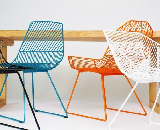 Muebles y complementos de rejilla, de Bend: sillas de colores Muebles y complementos de rejilla, de Bend: sillas de colores