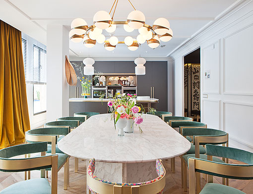 Comedor con cocina integrada: Beatriz Silveira en Casa Decor 2015 Comedor con cocina integrada: Beatriz Silveira en Casa Decor 2015