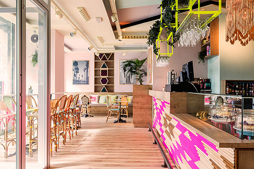 Bar playero en Madrid diseñado por Parolio Bar playero en Madrid diseñado por Parolio