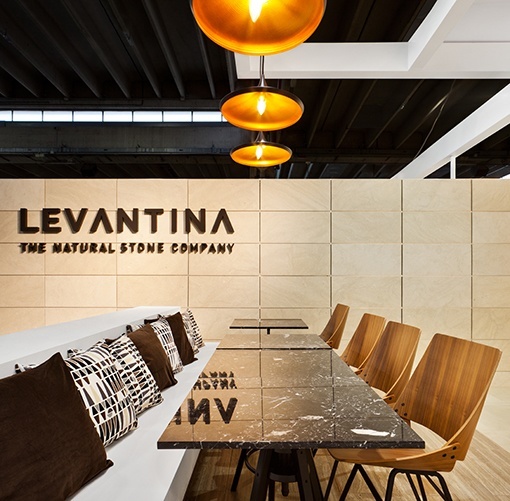 Descubre nuevas posibilidades para decorar con mármol / Comedor Descubre nuevas posibilidades para decorar con mármol / Comedor