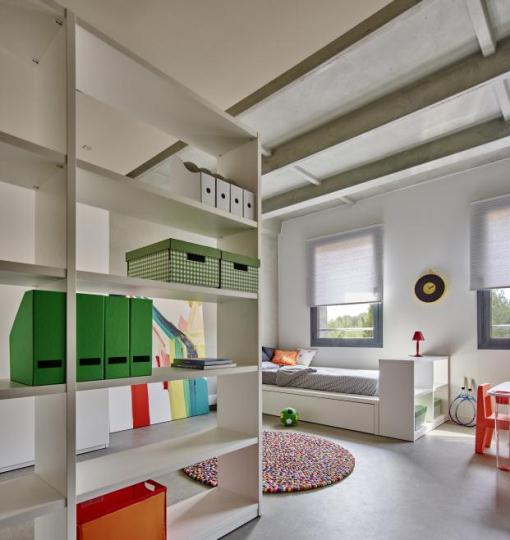 El sueño de la vivienda flexible hecho realidad / dormitorio niños El sueño de la vivienda flexible hecho realidad / dormitorio niños