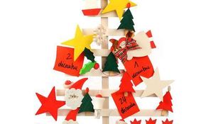 adornos-de-navidad-en-pequenas-pinzas.jpg