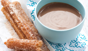 Tazón de chocolate con churros