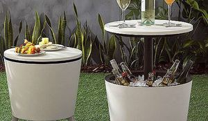 cool-bar-mesa-y-nevera-en-un-solo-mueble.jpg