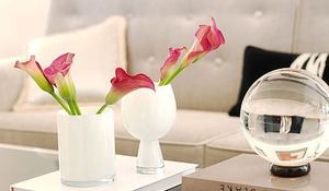 decorar-una-mesa-de-centro.jpg