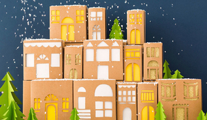 Envolver regalos en cajas de cartón