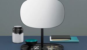 espejo-de-mesa-con-bandeja-incorporada.jpg