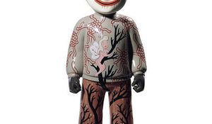 figuras-de-porcelana-de-lladro-disenadas-por-gary-baseman.jpg