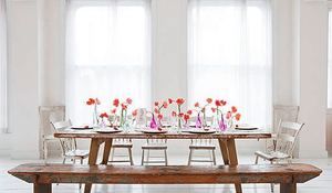 idea-sencilla-para-decorar-la-mesa-con-flores.jpg