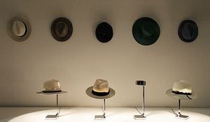 lampara-chapeau-de-philippe-starck-para-flos.jpg