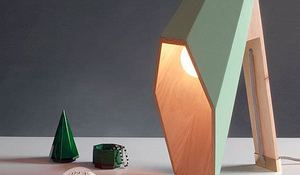 lampara-de-madera-woodspot-de-alessandro-zambelli-para-seletti.jpg
