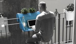 mesa-repisa-para-el-balcon-balkonzept.jpg