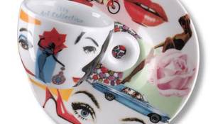 tazas-de-cafe-firmadas-por-pedro-almodovar.jpg