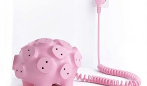un-cerdito-rosa-muy-bien-conectado.jpg