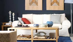 un-salon-decorado-en-azul-petroleo.jpg