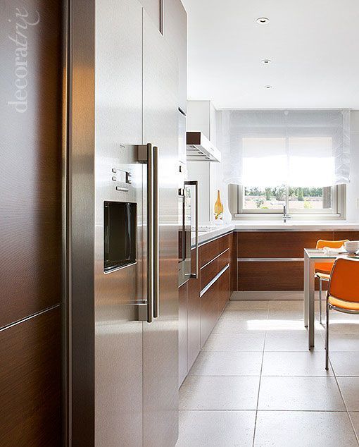 Cocina con muebles de wengué Cocina con muebles de wengué