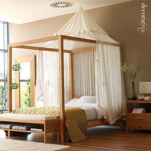 Un dormitorio de madera natural