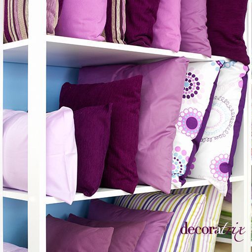 cojines-en-tonos-rosas-y-berenjenas