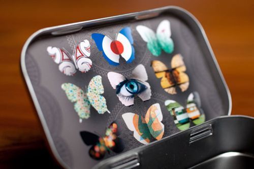 estuche-abierto-de-las-mariposas-de-papel