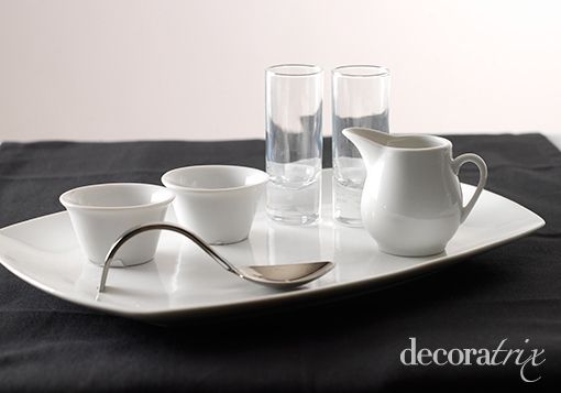 menaje-de-mesa-en-blanco-y-negro