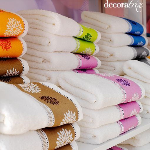 toallas-con-cenefas-de-flores-de-colores1