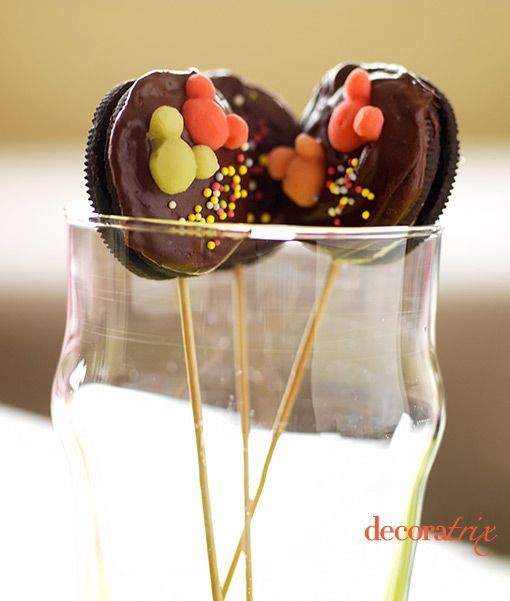 detalle piruletas oreo