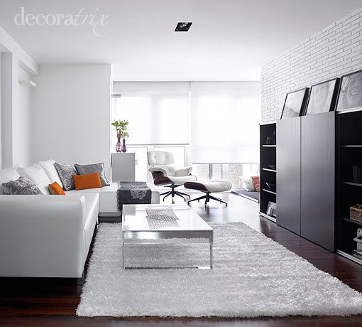 Salón decorado en blanco