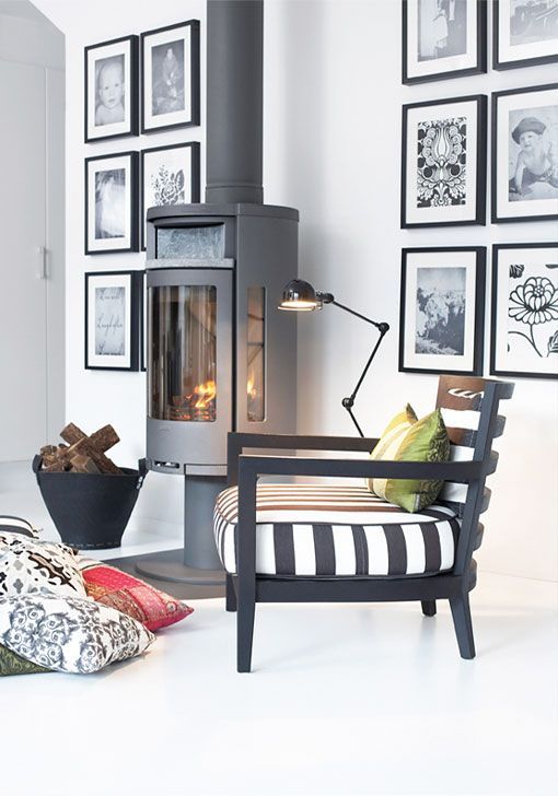 moderno_chimenea_cuadros