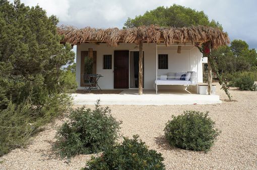 Casita de campo ibicenca tipo bungaló