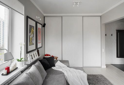 Piso de soltero/ armario con puertas correderas