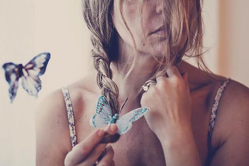 Exposición fotográfica "Mujer Mariposa"