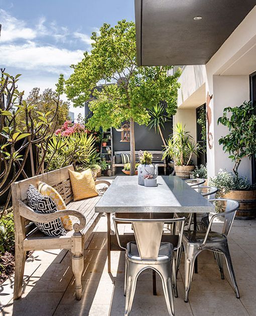 casa relajada y luminosa con comedor en el jardín