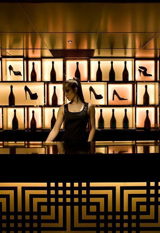 Barra champagne de Le Boutique Club, discoteca en Madrid