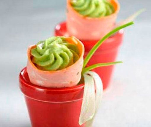 tapas de verano, cornetes de aguacate