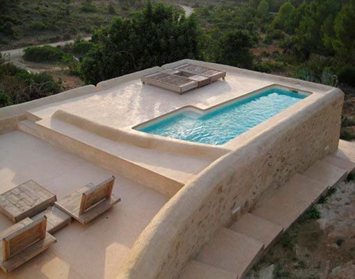 Casa de Nani Marquina, vista de la piscina desde el tejado