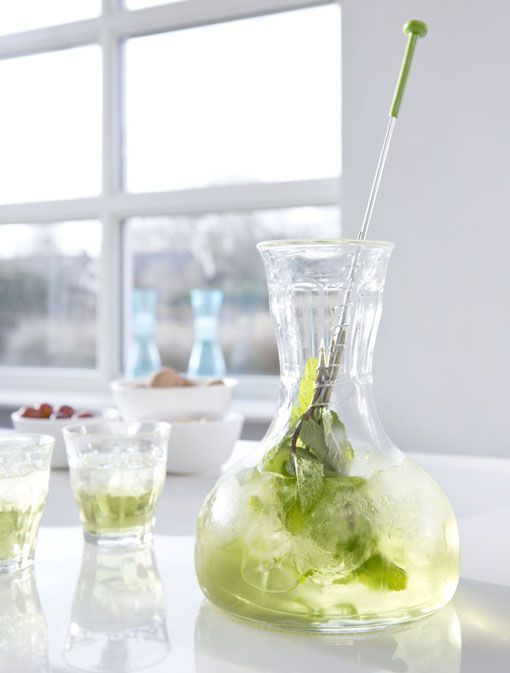 agua de limón con mucho hielo