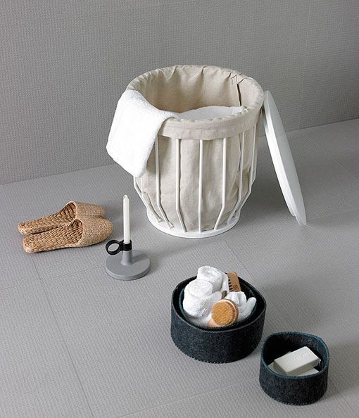 Bowl, cesta para la ropa en blanco