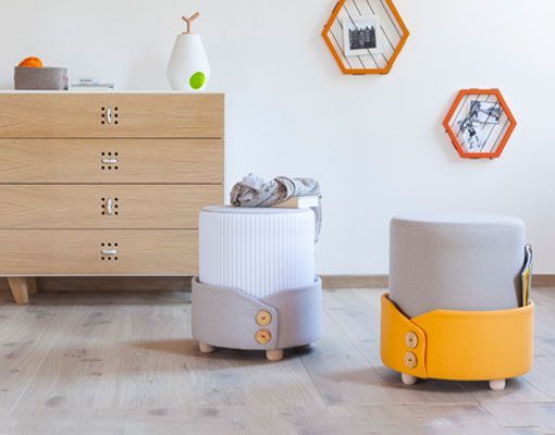 Polsino, un taburete con revistero incorporado