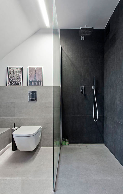 Ático rústico con decoración moderna