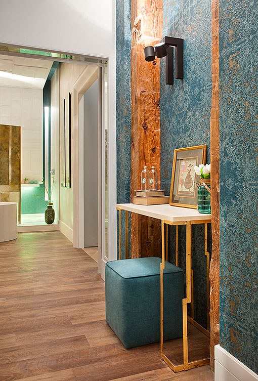 Baño elegante, de Silvia Trigueros para Casa Decor 2015