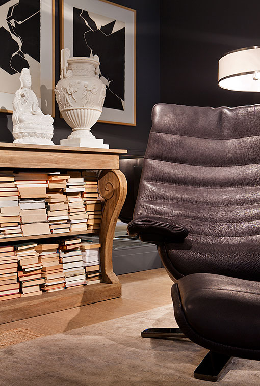 Salón contemporáneo de Raúl Martins en Casa Decor 2015