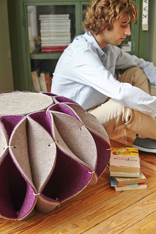 Muebles de fieltro: Ruff Pouf por Romero Vallejo