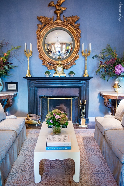 Chimenea en la residencia del Embajador de Estados Unidos en Madrid James Costos y Michael Smith